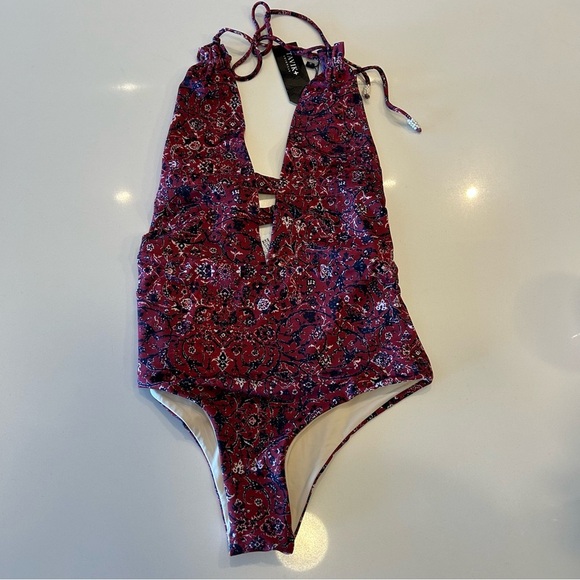 NWT Anthropologie x Tavik Emme One Piece Swimsuit, Lap of Luxury Red, size xs - Picture 7 of 11